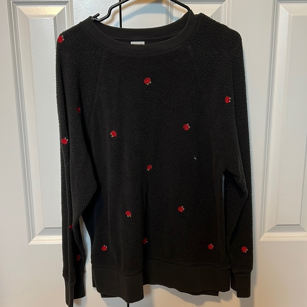 PINK Oversized Rose Embroidered Sweatshirt Crewneck